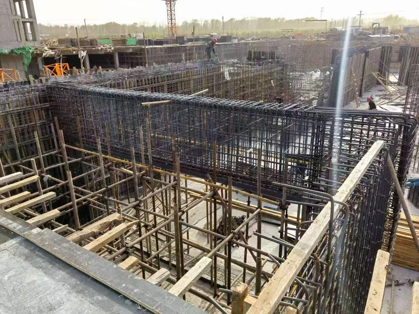 阳朔建筑基础筏板施工时混凝土有哪些常见问题?